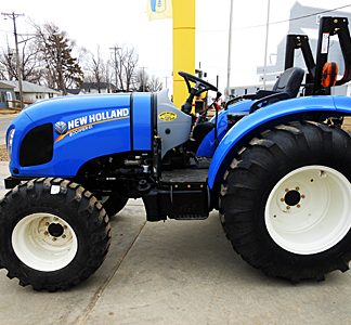 New Holland Boomer 41, 47 Tractor